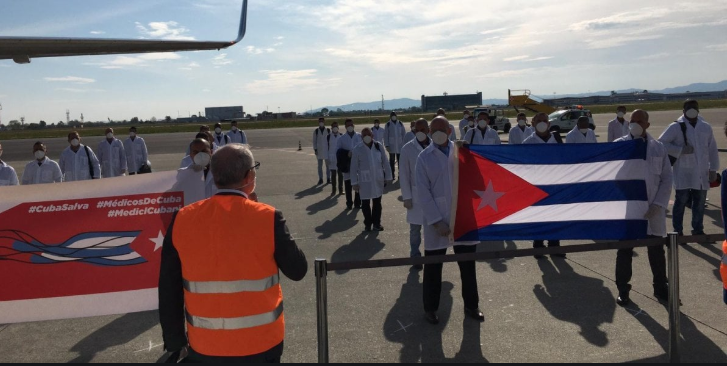 (FOTO 4) Articolo - Alle O.G.R. di Torino arrivano in aiuto gli infermieri e i medici di Cuba